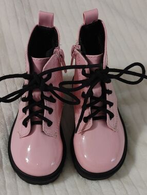 btween Pink Patent Lace-Up Kids Boots